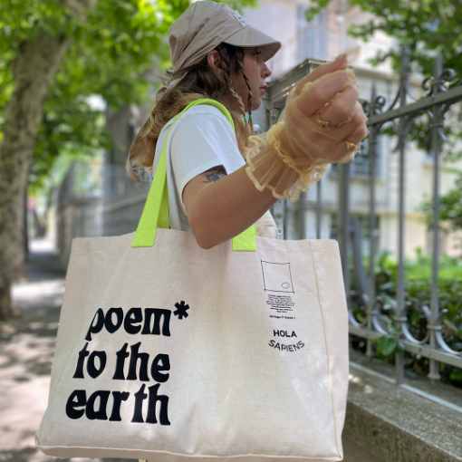 Hola Sapiens Beige Tote Bag (Neon Handle) resmi