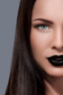 IRSHI - Yarı Mat Siyah Ruj - Semi Matte Black Lipstick - Venom - Vegan & Cruelty-free - 3,3 g resmi